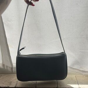Elegant Black Shoulder Bag